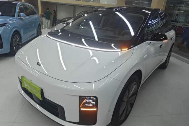 Used Li Auto i8 2025 Model Standard Version