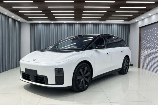 Used Li Auto i8 2025 Model Standard Version