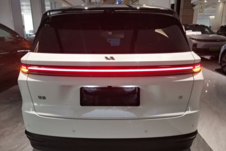 Used Li Auto i8 2025 Model Standard Version Rear