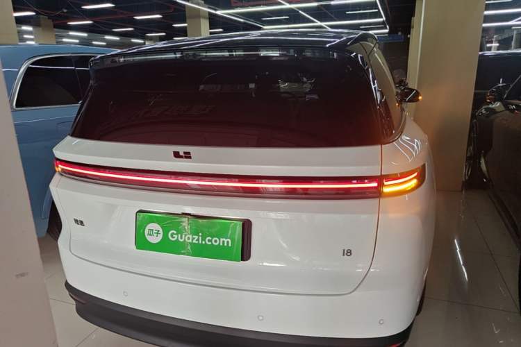 Used Li Auto i8 2025 Model Standard Version Rear