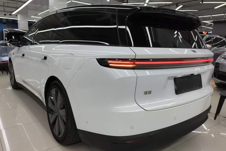 Used Li Auto i8 2025 Model Standard Version Rear Left 45 Deg