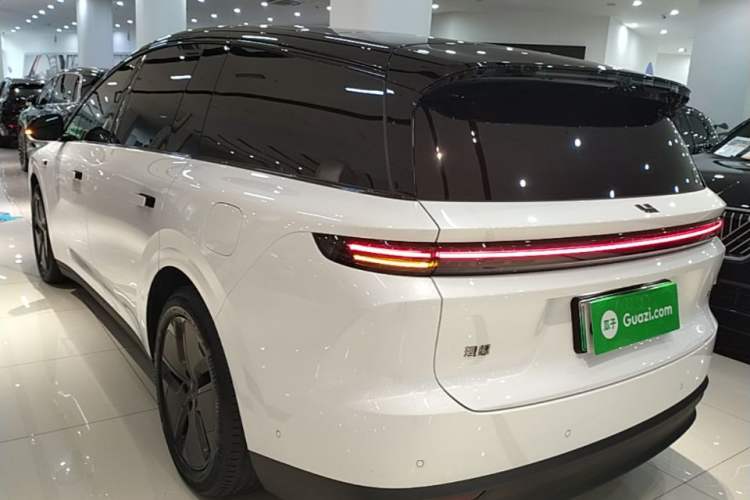 Used Li Auto i8 2025 Model Standard Version Rear Left 45 Deg