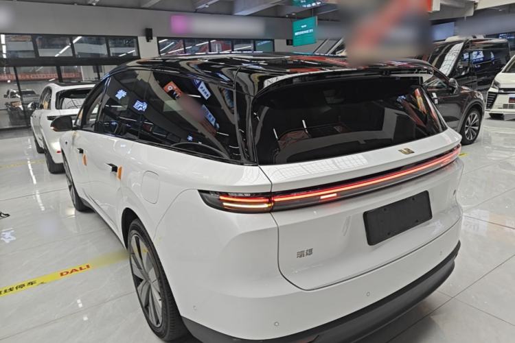 Used Li Auto i8 2025 Model Standard Version Rear Left 45 Deg