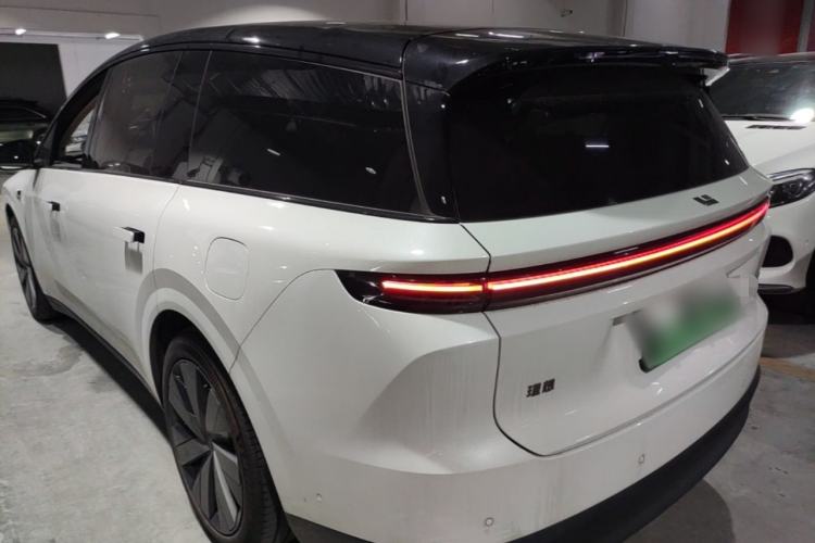 Used Li Auto i8 2025 Model Standard Version Rear Left 45 Deg