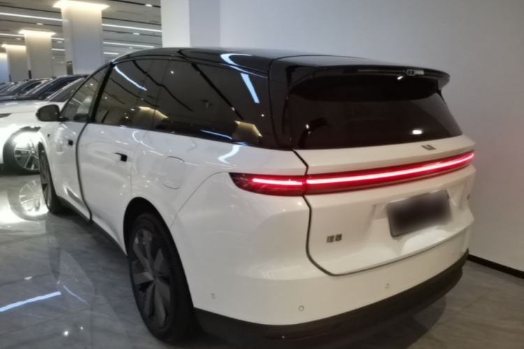 Used Li Auto i8 2025 Model Standard Version Rear Left 45 Deg