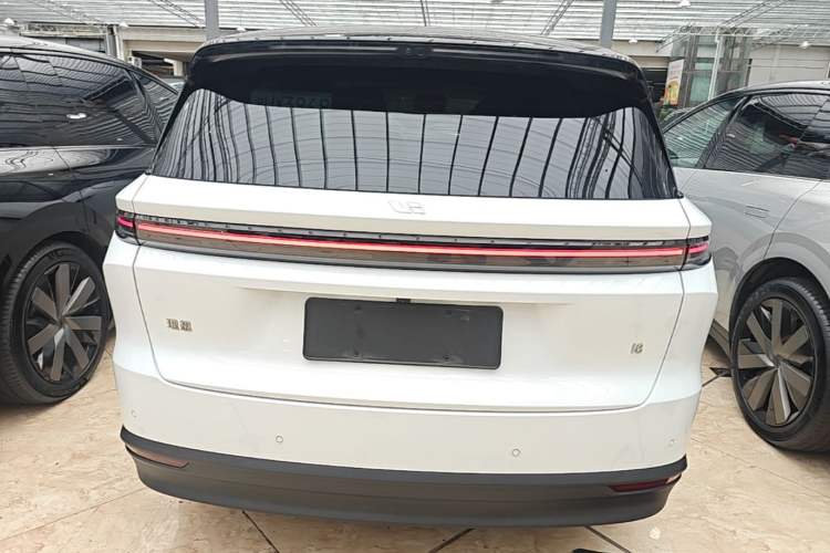 Used Li Auto i8 2025 Model Standard Version Rear