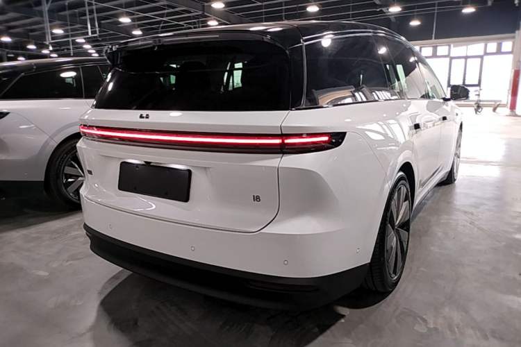 Used Li Auto i8 2025 Model Standard Version Rear