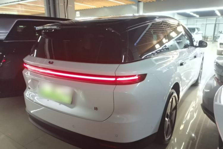 Used Li Auto i8 2025 Model Standard Version Rear Right 45 Deg