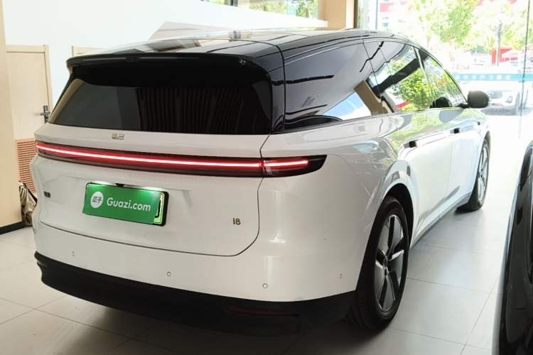 Used Li Auto i8 2025 Model Standard Version Rear Right 45 Deg