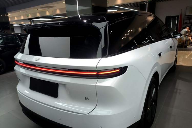 Used Li Auto i8 2025 Model Standard Version Rear Right 45 Deg