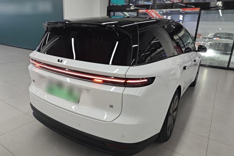 Used Li Auto i8 2025 Model Standard Version Rear Right 45 Deg
