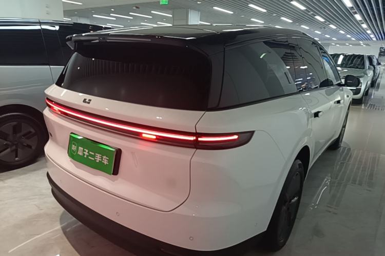 Used Li Auto i8 2025 Model Standard Version Rear Right 45 Deg