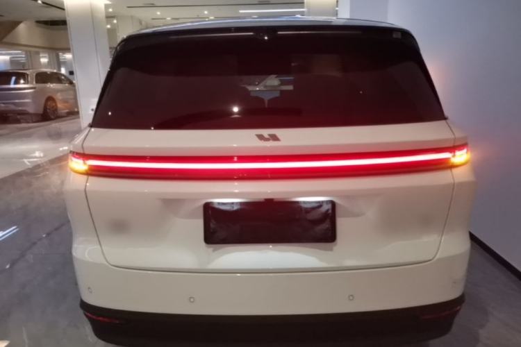 Used Li Auto i8 2025 Model Standard Version Rear