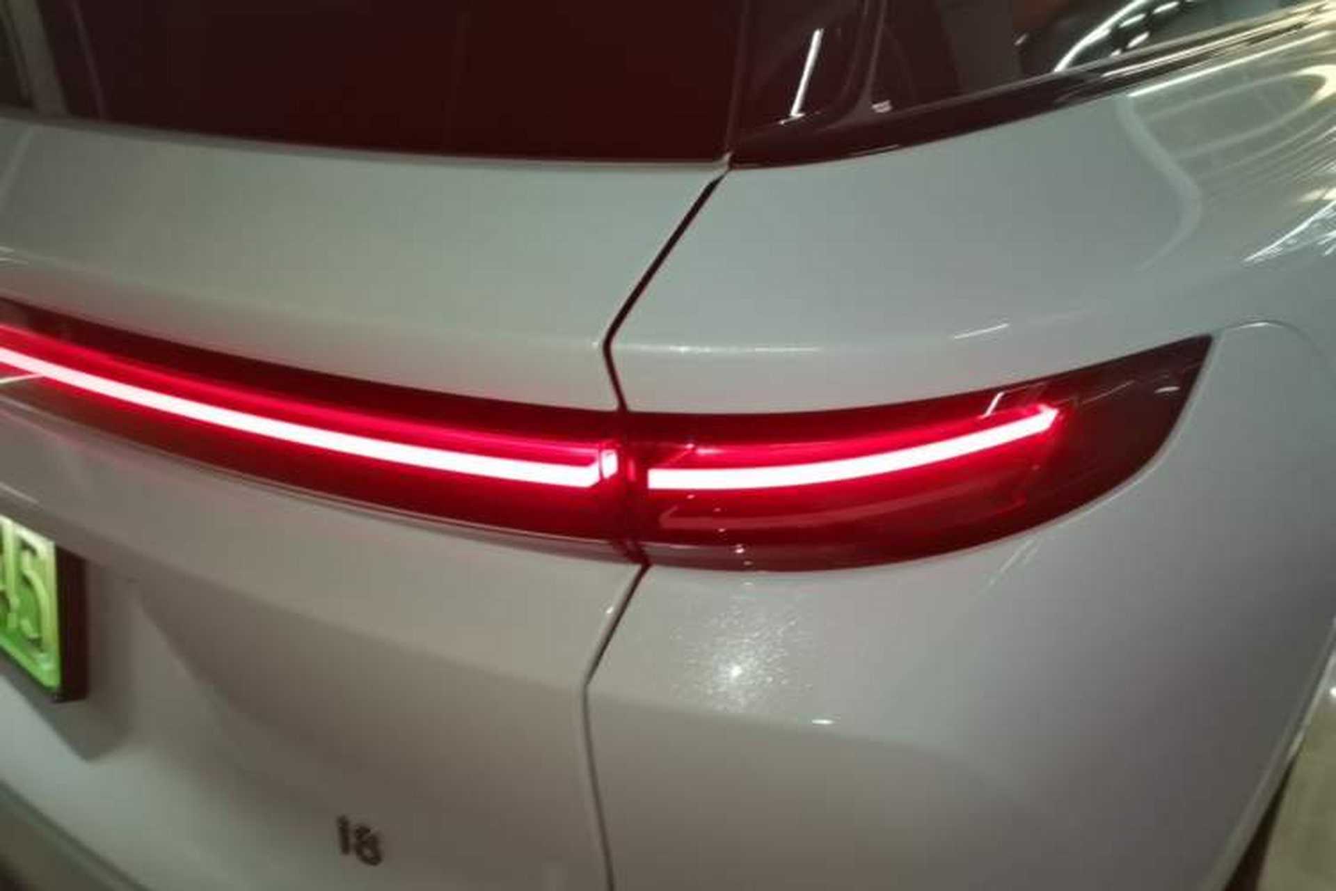 Used Li Auto i8 2025 Model Standard Version Right Rear Taillight
