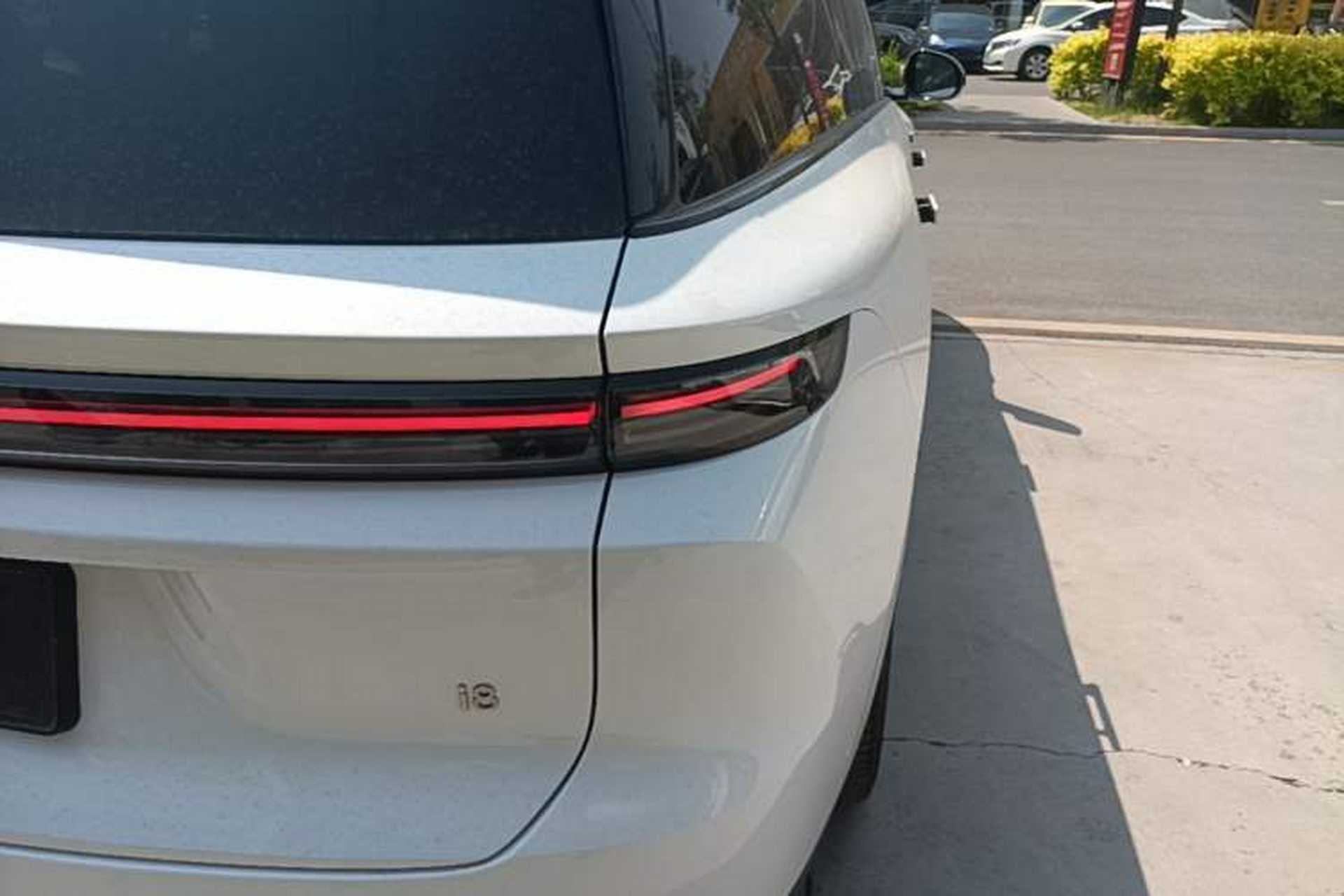 Used Li Auto i8 2025 Model Standard Version Right Rear Taillight