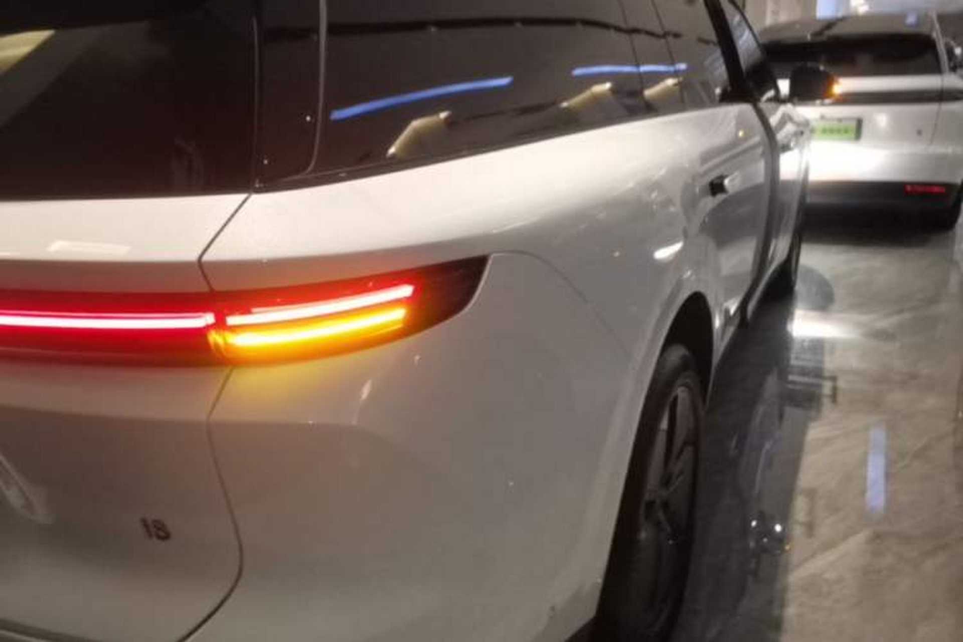 Used Li Auto i8 2025 Model Standard Version Right Rear Taillight