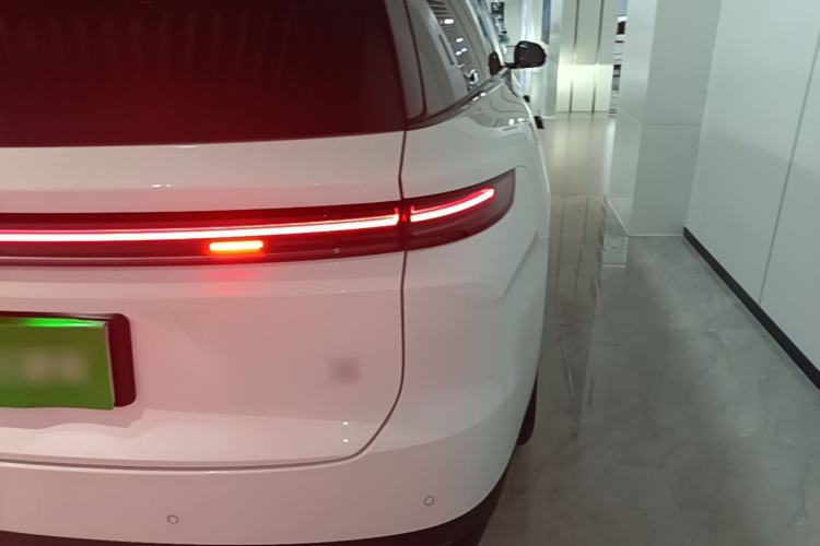 Used Li Auto i8 2025 Model Standard Version Right Rear Taillight