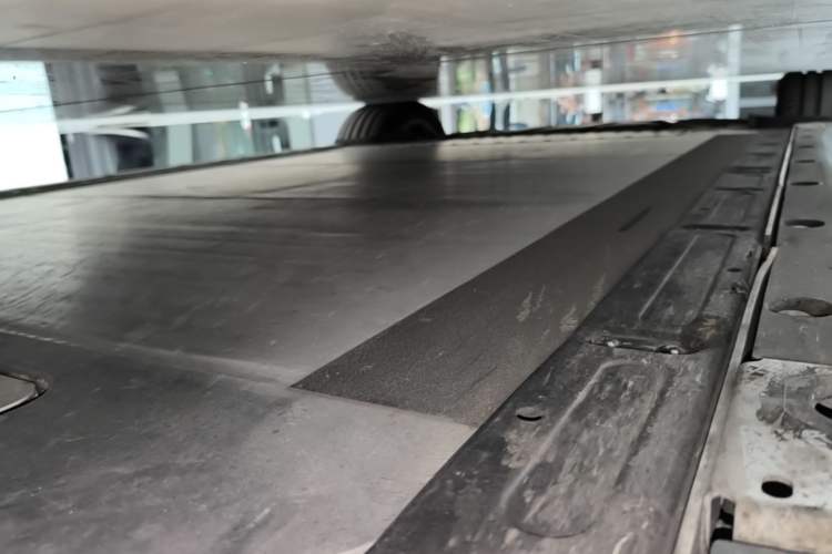 Used Li Auto i8 2025 Model Standard Version Right Side Sill