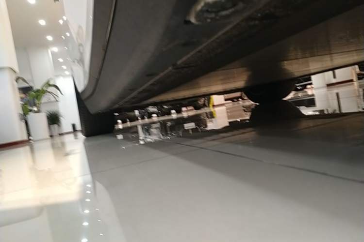 Used Li Auto i8 2025 Model Standard Version Right Side Sill