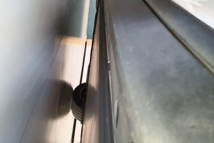 Used Li Auto i8 2025 Model Standard Version Right Side Sill