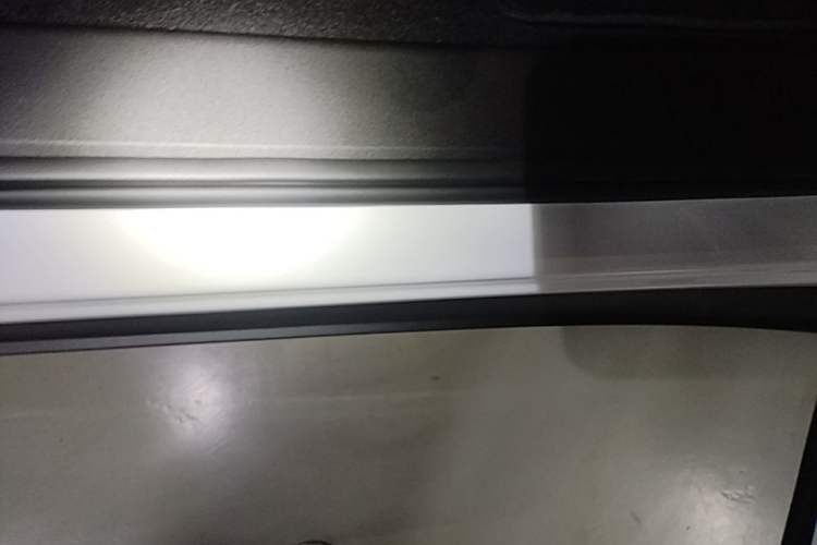 Used Li Auto i8 2025 Model Standard Version Right Side Sill