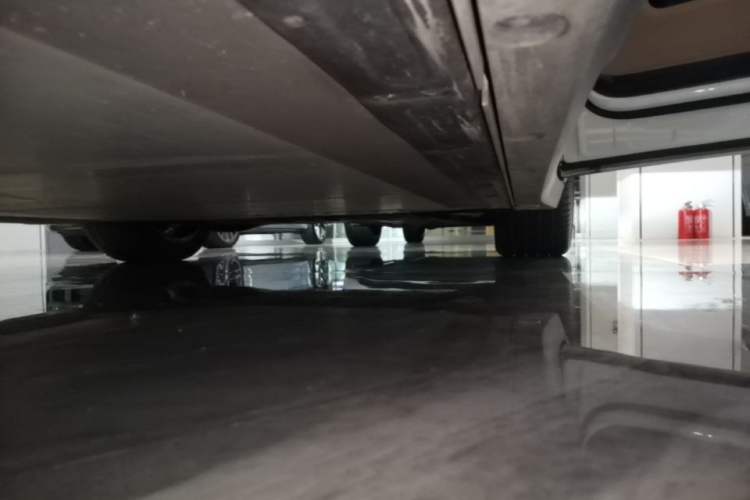 Used Li Auto i8 2025 Model Standard Version Right Side Sill