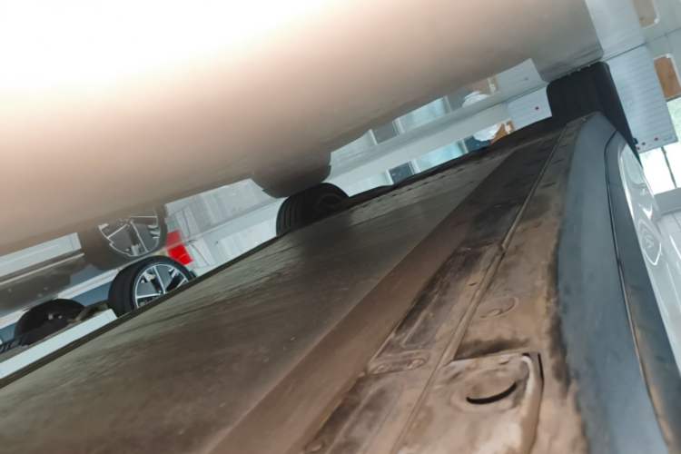 Used Li Auto i8 2025 Model Standard Version Right Side Sill