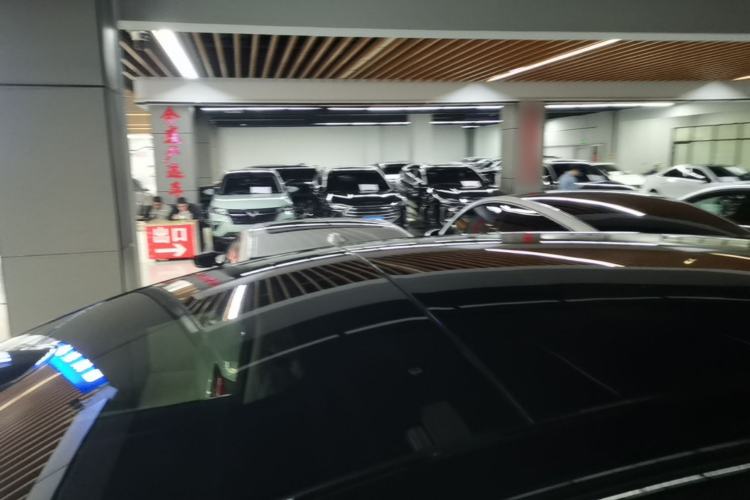 Used Li Auto i8 2025 Model Standard Version Roof