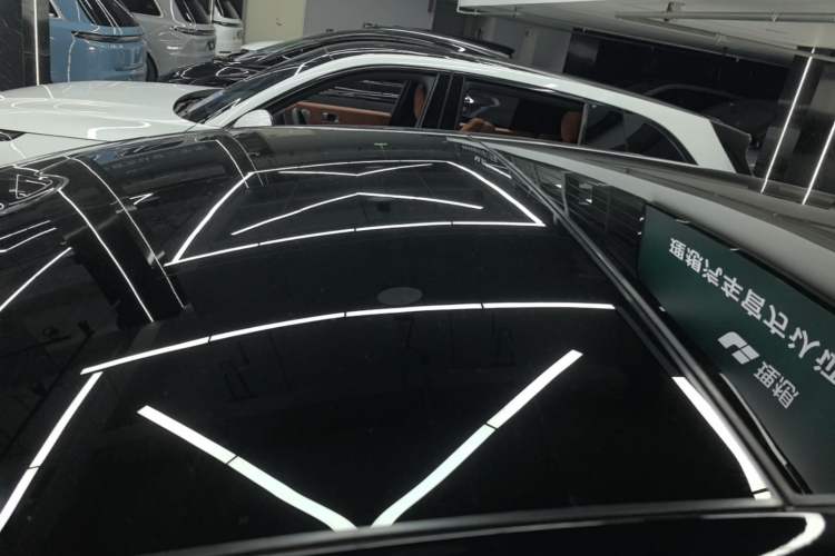 Used Li Auto i8 2025 Model Standard Version Roof