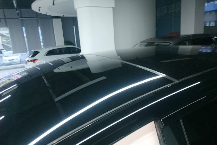 Used Li Auto i8 2025 Model Standard Version Roof