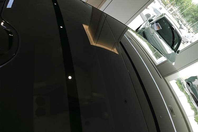 Used Li Auto i8 2025 Model Standard Version Roof