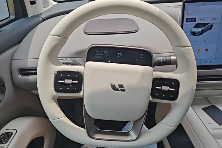 Used Li Auto i8 2025 Model Standard Version Steering Wheel