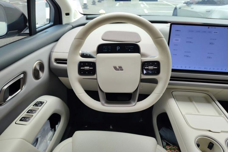 Used Li Auto i8 2025 Model Standard Version Steering Wheel