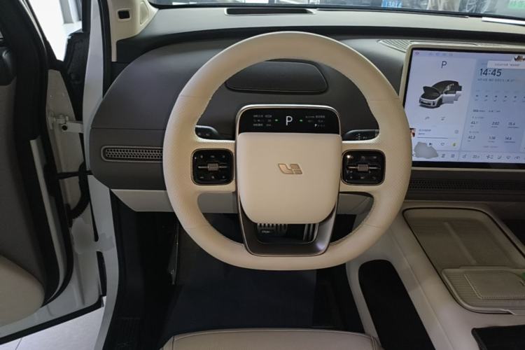 Used Li Auto i8 2025 Model Standard Version Steering Wheel