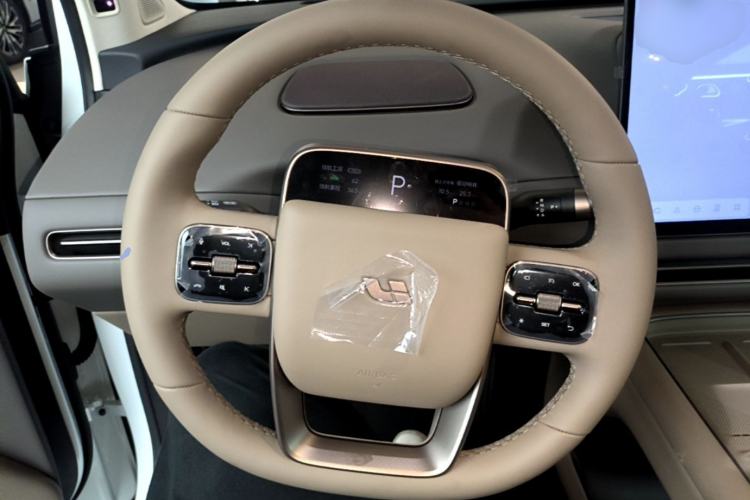 Used Li Auto i8 2025 Model Standard Version Steering Wheel