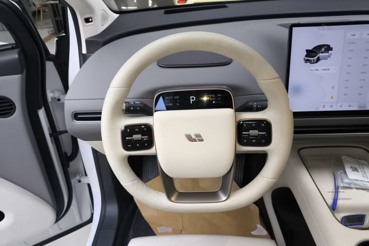 Used Li Auto i8 2025 Model Standard Version Steering Wheel