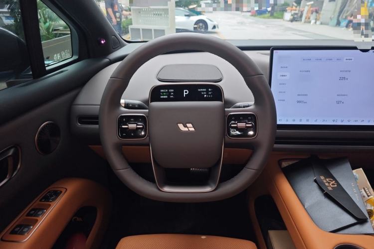 Used Li Auto i8 2025 Model Standard Version Steering Wheel
