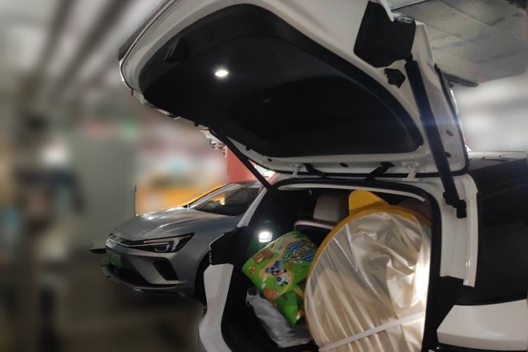 Used Li Auto i8 2025 Model Standard Version Trunk