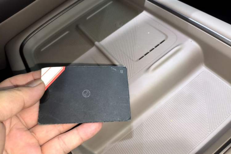 Used Li Auto i8 2025 Model Standard Version Vehicle Key