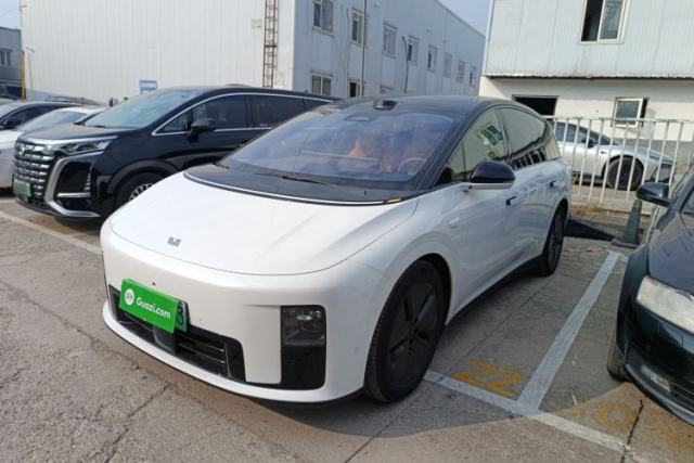 Used Li Auto i8 2025 Model Standard Version