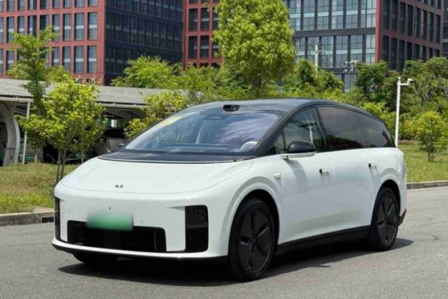 Used Li Auto i8 2025 Model Standard Version