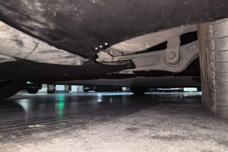 Used Li Auto MEGA 2024 Ultra Model Chassis Front Left