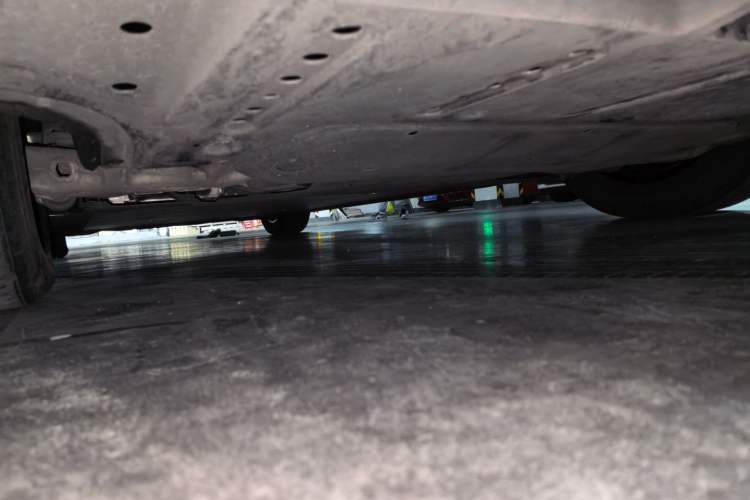 Used Li Auto MEGA 2024 Ultra Model Chassis Rear Left