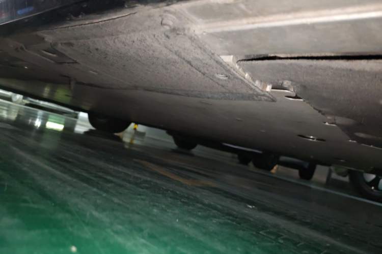 Used Li Auto MEGA 2024 Ultra Model Chassis Rear Left