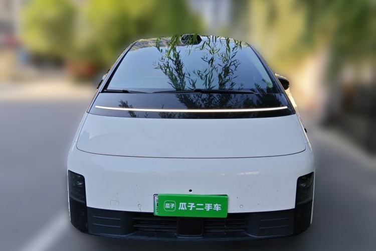 Used Li Auto MEGA 2024 Ultra Model Front