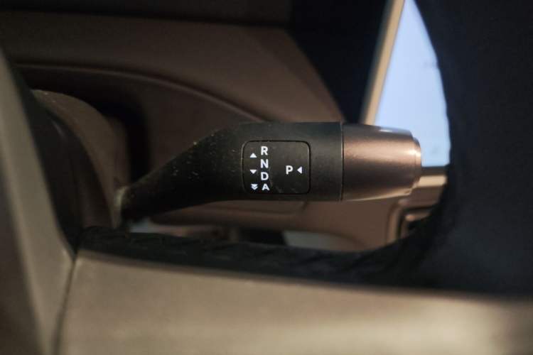 Used Li Auto MEGA 2024 Ultra Model Gear Lever