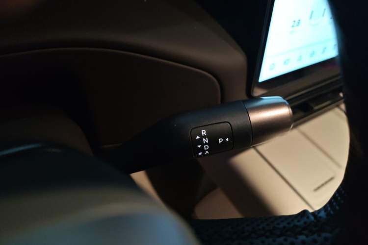 Used Li Auto MEGA 2024 Ultra Model Gear Lever
