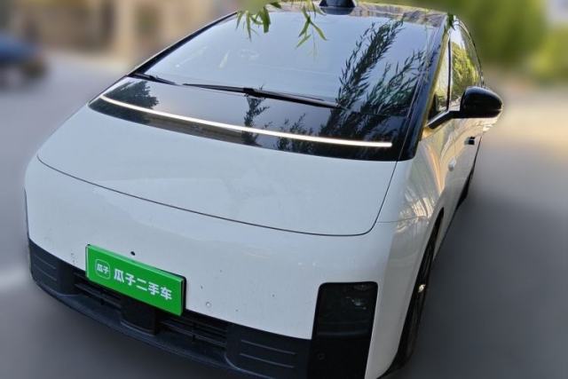 Used Li Auto MEGA 2024 Ultra Model