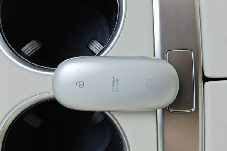 Used Li Auto MEGA 2024 Ultra Model Vehicle Key