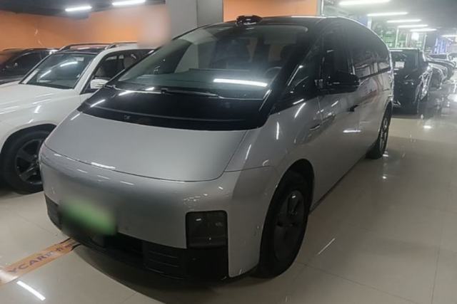 Used Li Auto MEGA 2024 Ultra Model